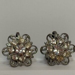 Vintage Clear Rhinestone Flower Screw Back Earrings Elegant Mid-Century Costume